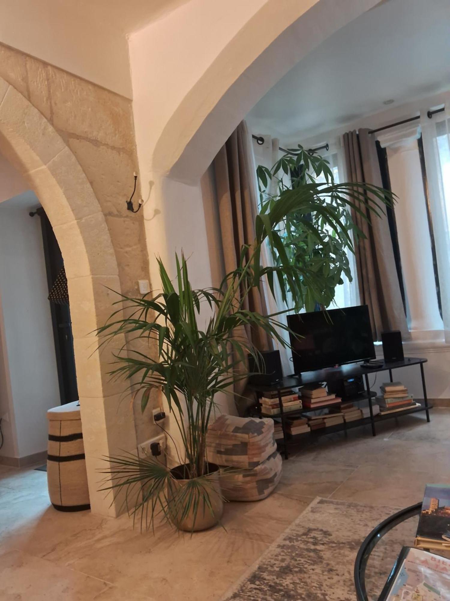Le Clos Du Rouet Tarascon Exterior photo